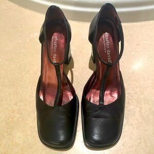 Charles David Black Pumps